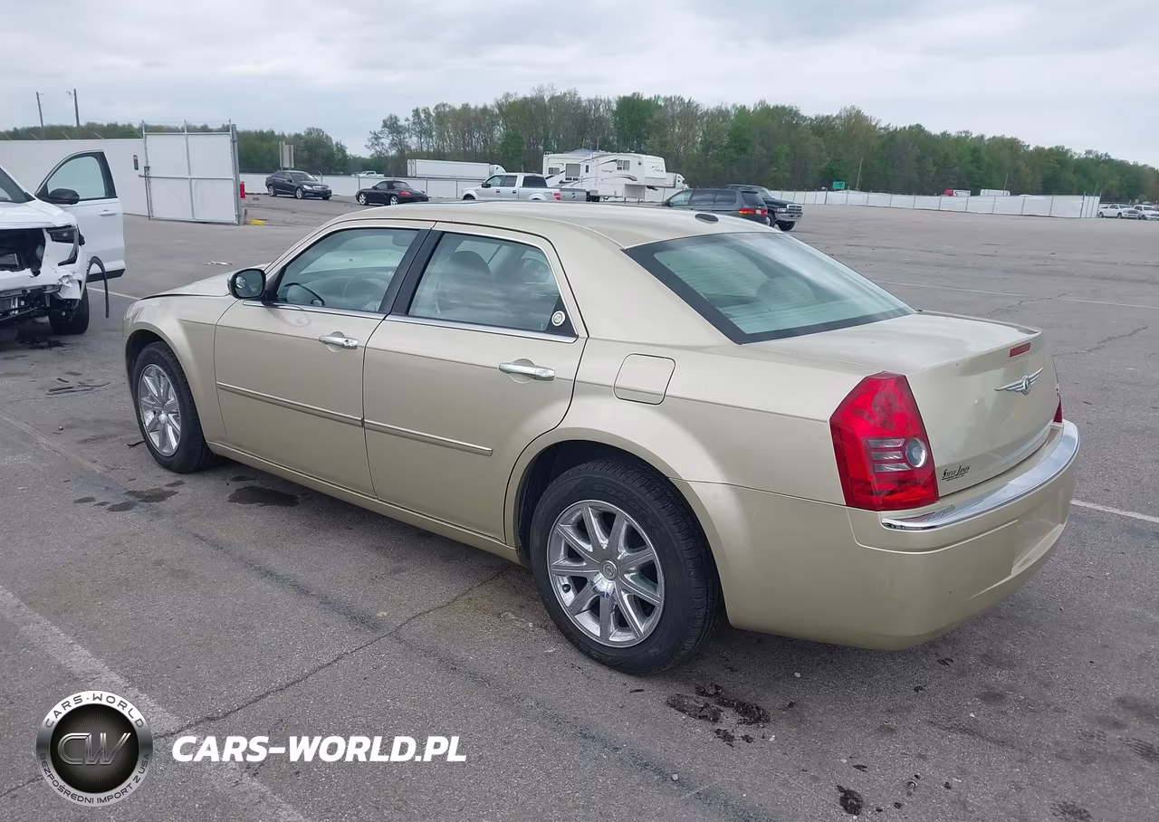 2010 Chrysler 300 Limited VIN:2C3CA3CV6AH148416 - 3