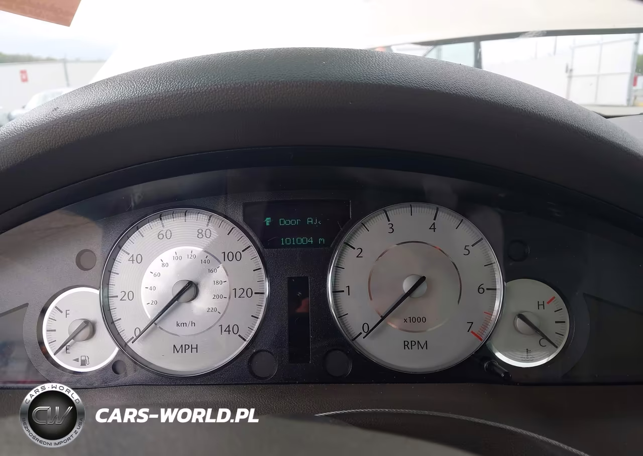 2010 Chrysler 300 Limited VIN:2C3CA3CV6AH148416 - 7