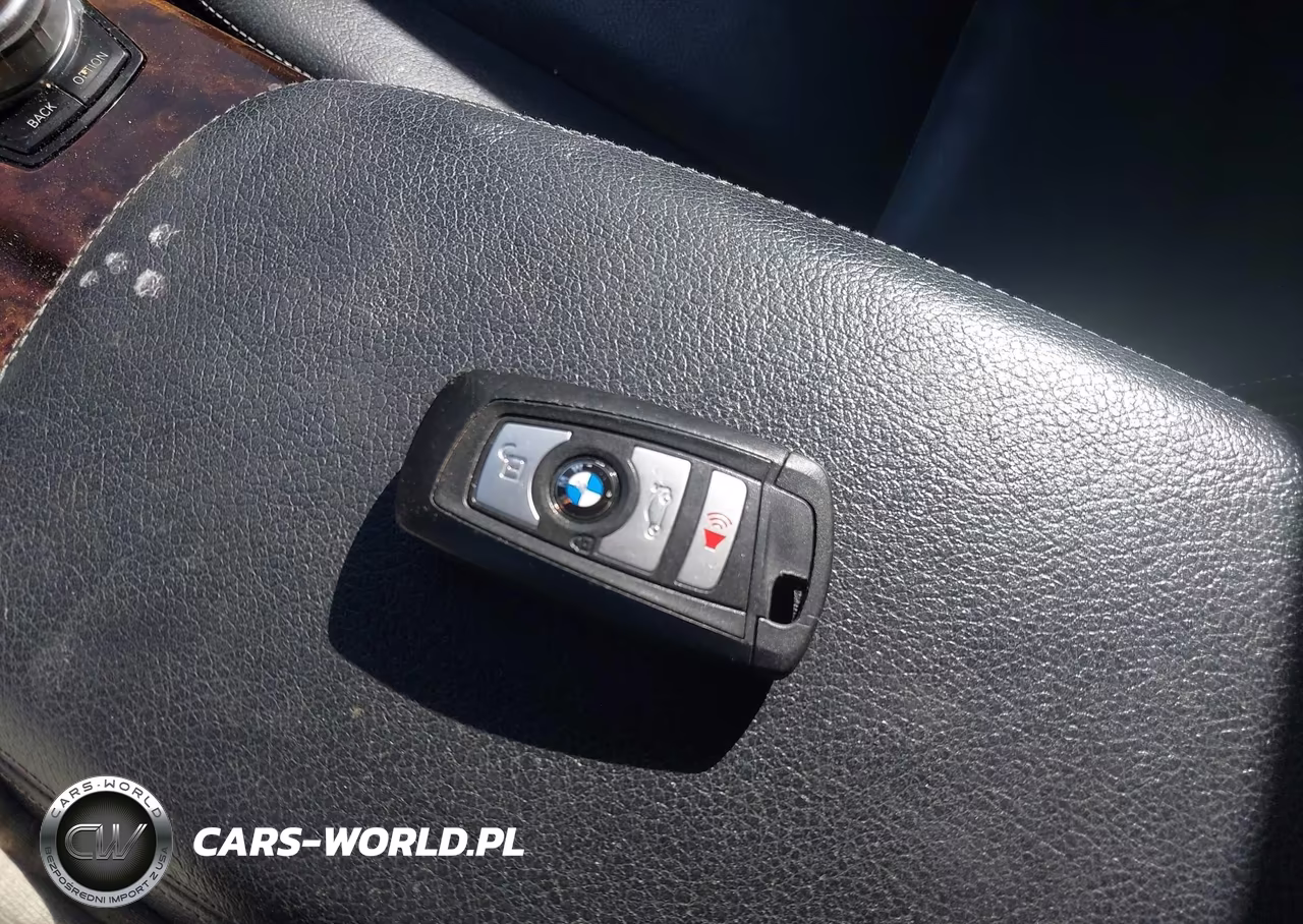 2017 BMW X3 Sdrive28I VIN:5UXWZ7C50H0T43692 - 11