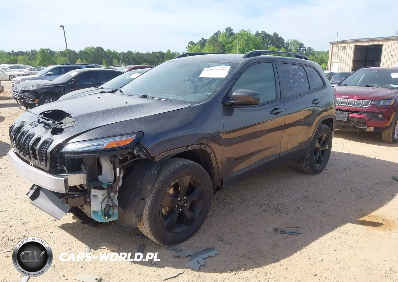 2018 Jeep Cherokee Latitude 4X4 VIN:1C4PJMCX9JD515262 - 2