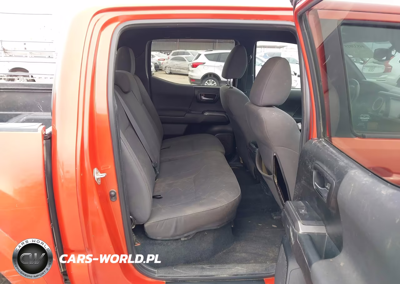 2018 Toyota Tacoma Trd Sport VIN:3TMCZ5AN4JM181693 - 8