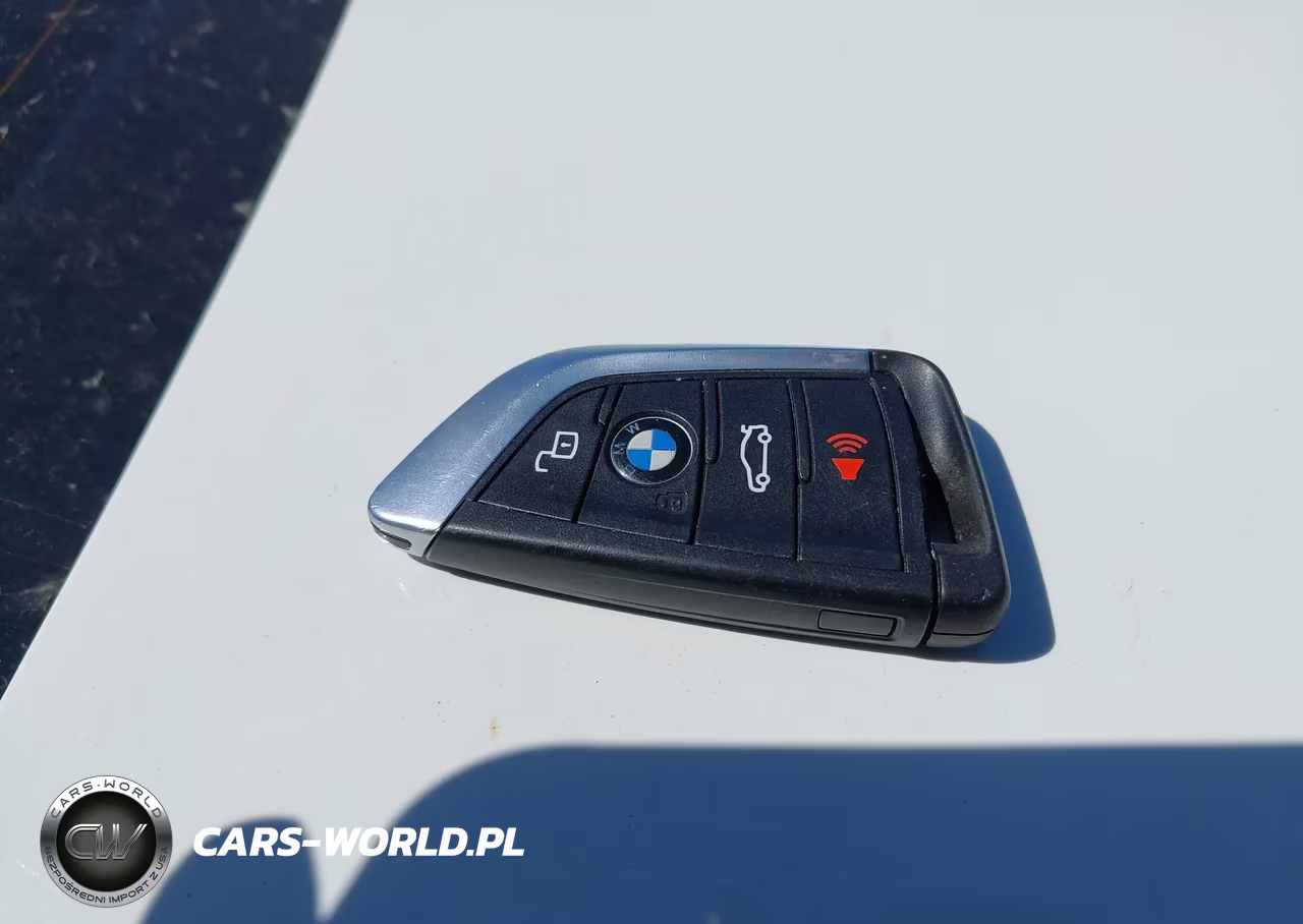 2021 BMW 330I xDrive VIN:3MW5R7J05M8B88381 - 11