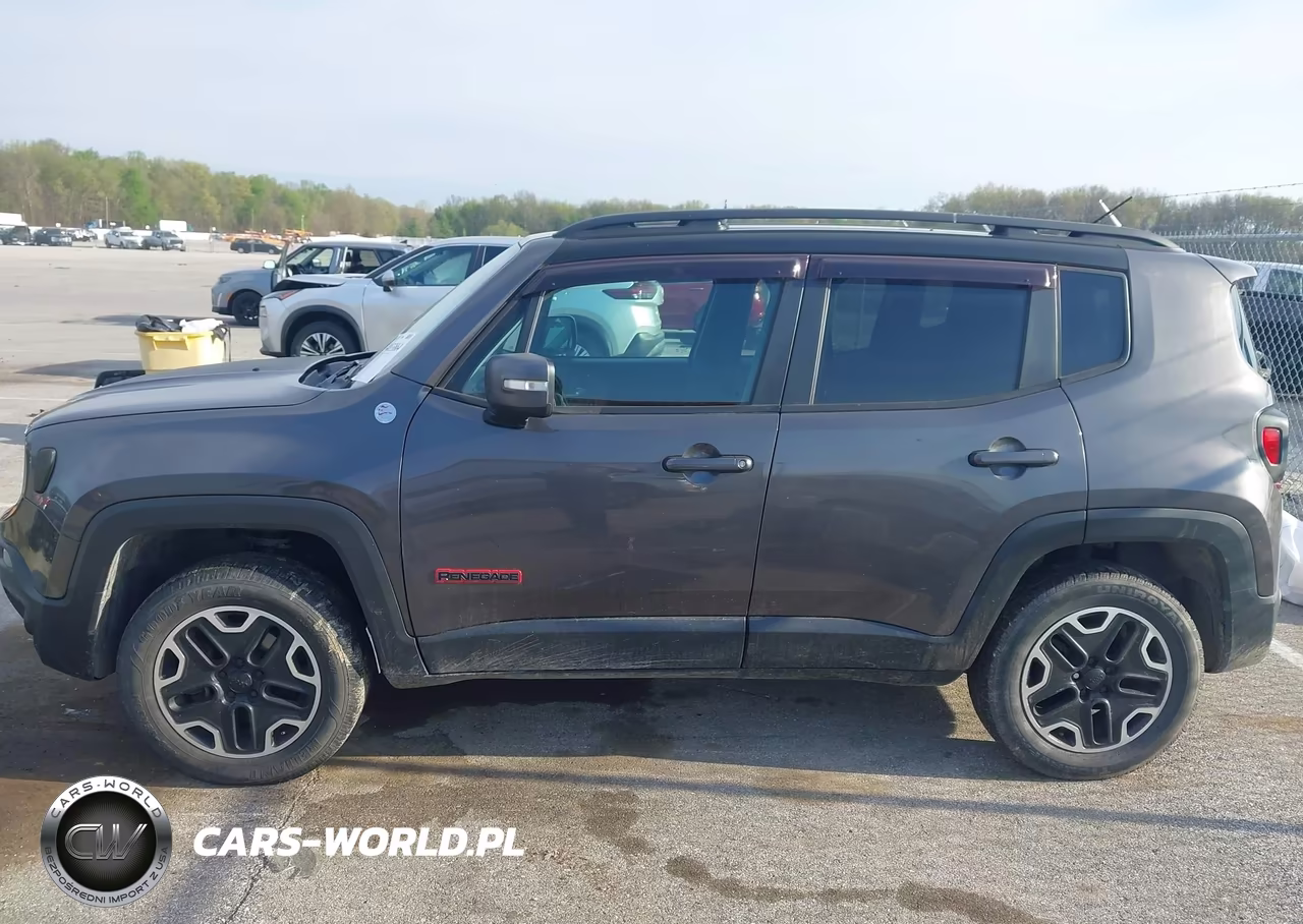 2017 Jeep Renegade Trailhawk 4X4 VIN:ZACCJBCB1HPF28171 - 14