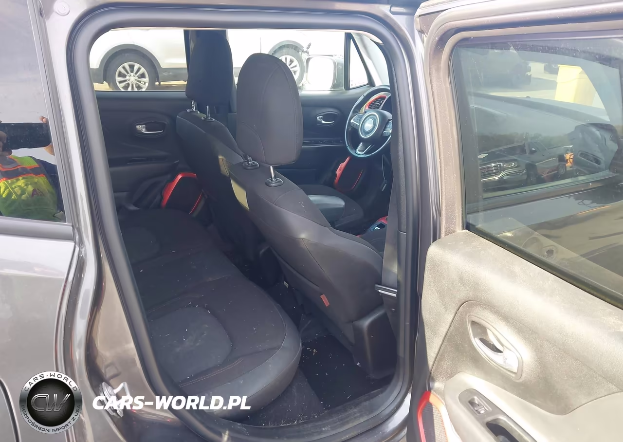 2017 Jeep Renegade Trailhawk 4X4 VIN:ZACCJBCB1HPF28171 - 8