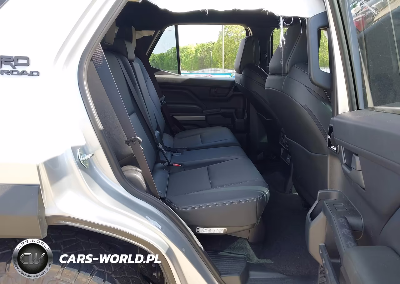 2025 Toyota 4Runner Hybrid Trd Off Road Premium VIN:JTEVB5BR5S5022134 - 8