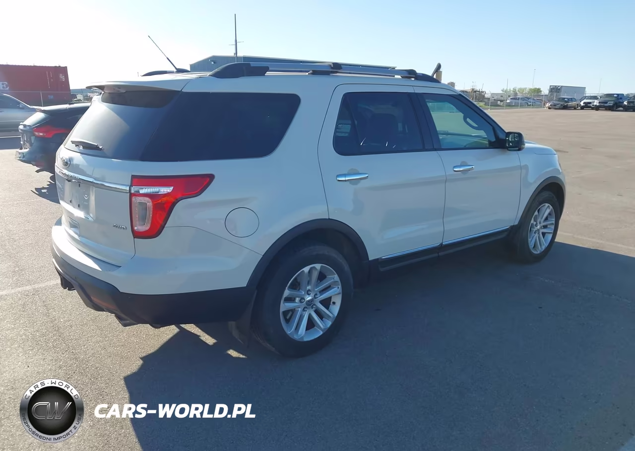 2011 Ford Explorer Xlt VIN:1FMHK8D83BGA80511 - 4