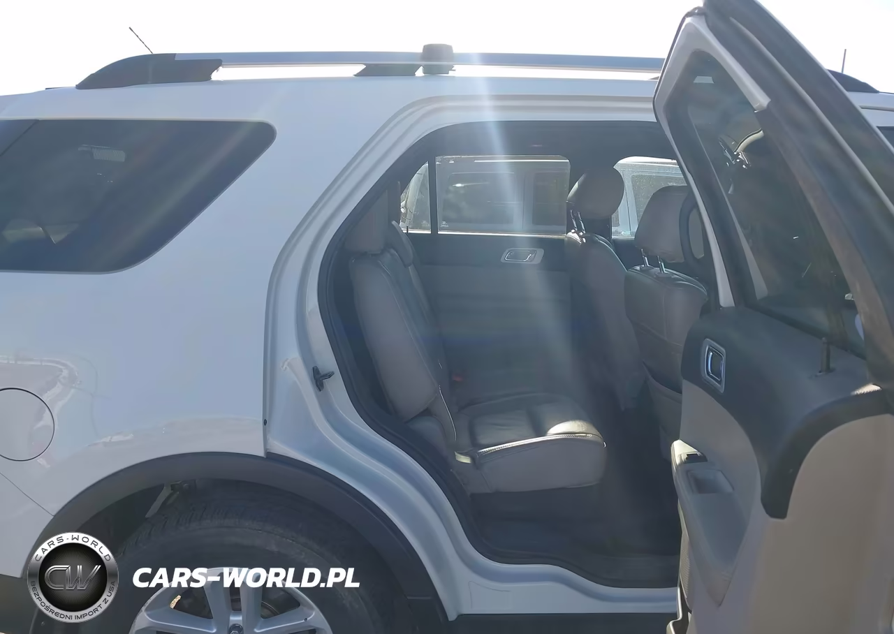 2011 Ford Explorer Xlt VIN:1FMHK8D83BGA80511 - 8