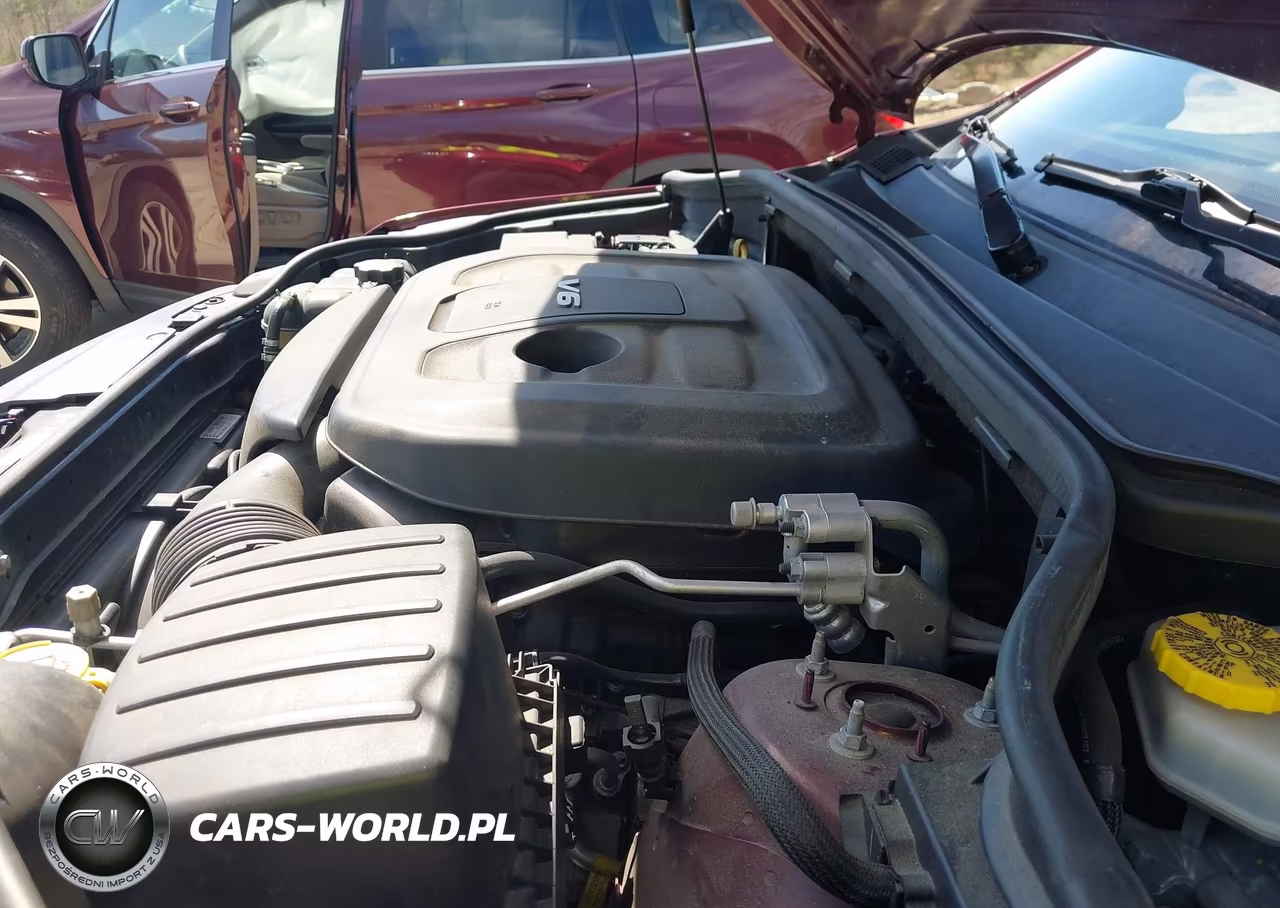 2018 Jeep Grand Cherokee Altitude 4X4 VIN:1C4RJFAG0JC188375 - 10