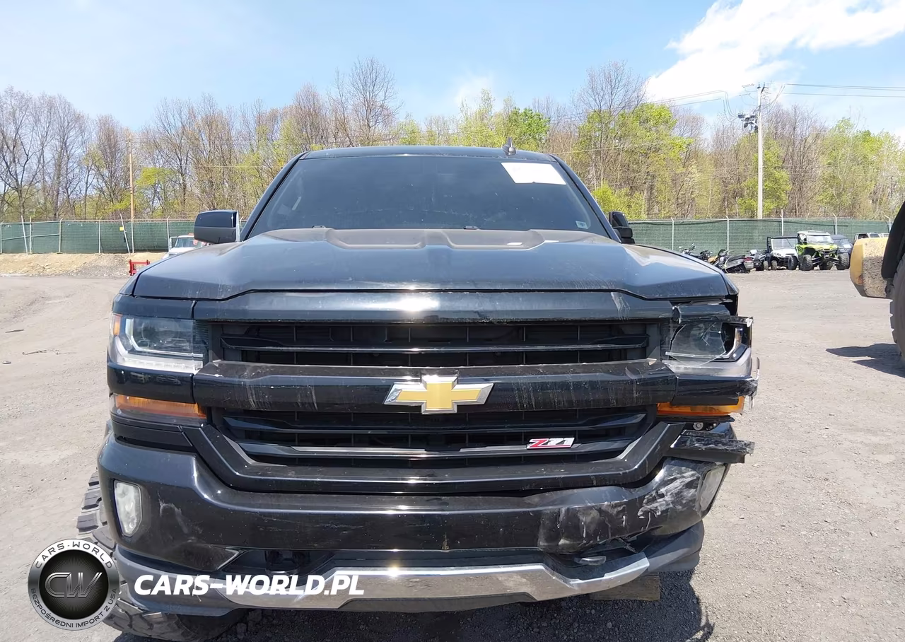 2018 Chevrolet Silverado 1500 2Lt VIN:3GCUKREC2JG490473 - 12