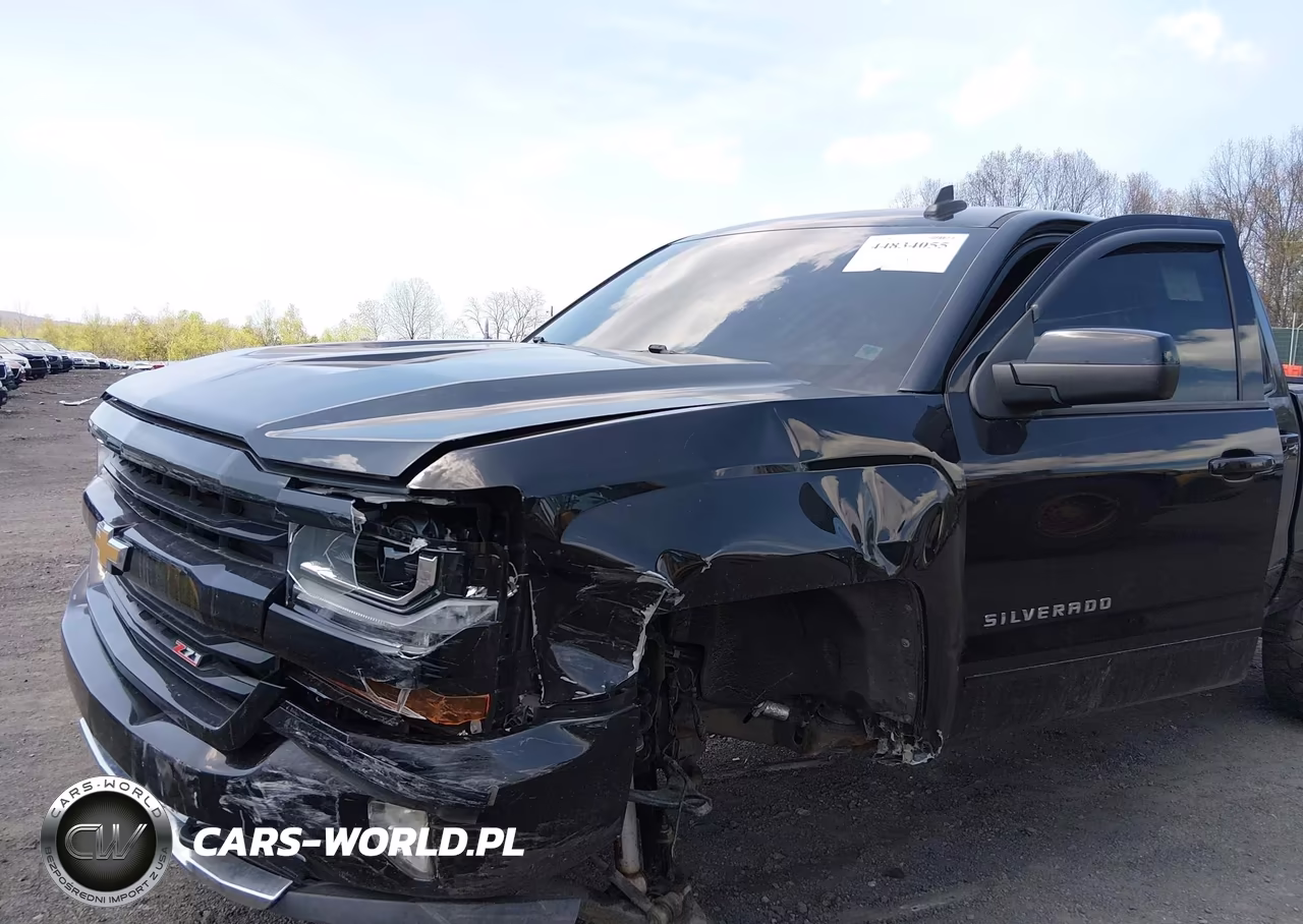 2018 Chevrolet Silverado 1500 2Lt VIN:3GCUKREC2JG490473 - 6
