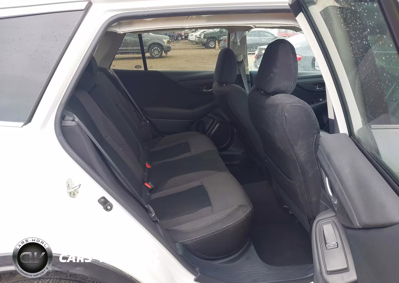 2020 Subaru Outback Premium VIN:4S4BTACC5L3262431 - 8