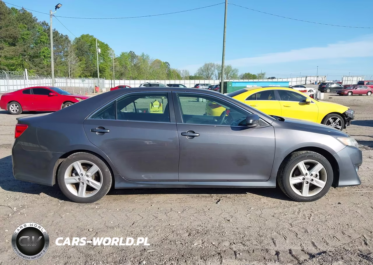2013 Toyota Camry Se VIN:4T1BF1FK7DU715342 - 14