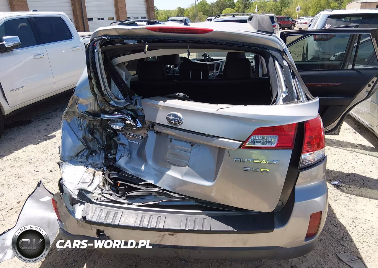 2011 Subaru Outback 3.6R Limited VIN:4S4BRDLC4B2385089 - 6