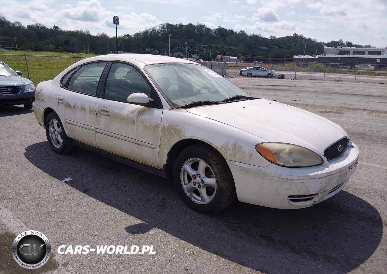 2004 Ford Taurus Se