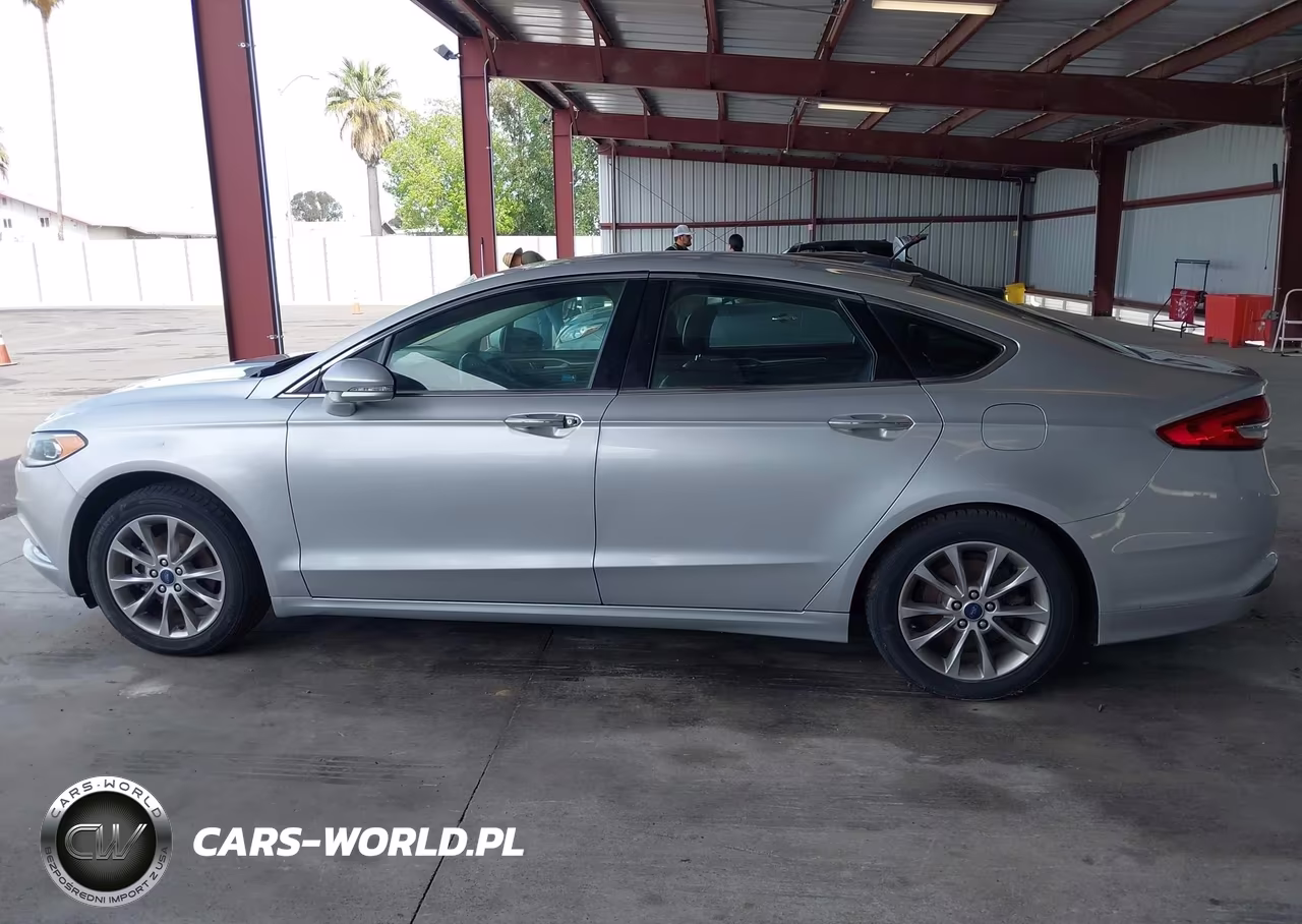 2017 Ford Fusion Se VIN:3FA6P0HD8HR370840 - 15