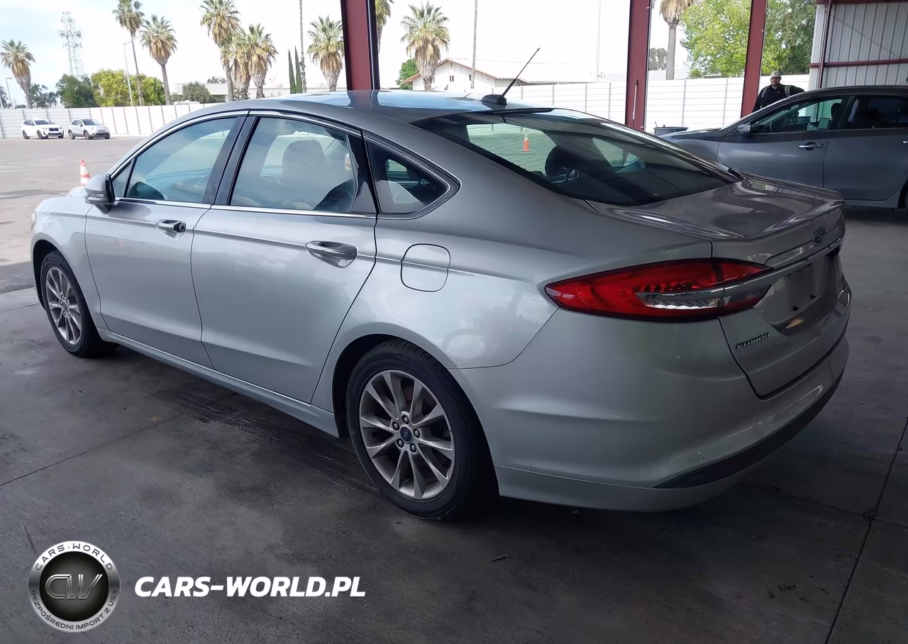 2017 Ford Fusion Se VIN:3FA6P0HD8HR370840 - 3