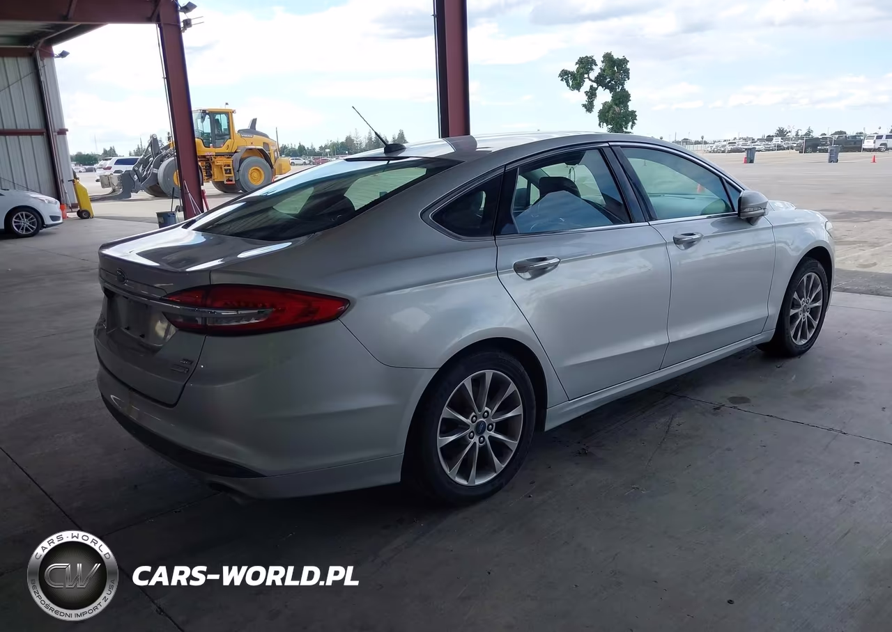 2017 Ford Fusion Se VIN:3FA6P0HD8HR370840 - 4
