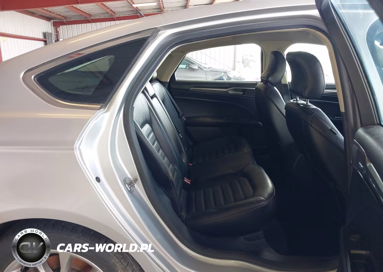 2017 Ford Fusion Se VIN:3FA6P0HD8HR370840 - 8