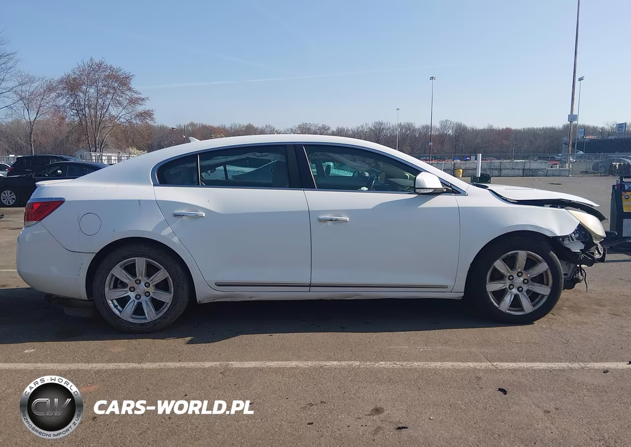 2011 Buick Lacrosse Cxl VIN:1G4GC5ECXBF387853 - 13