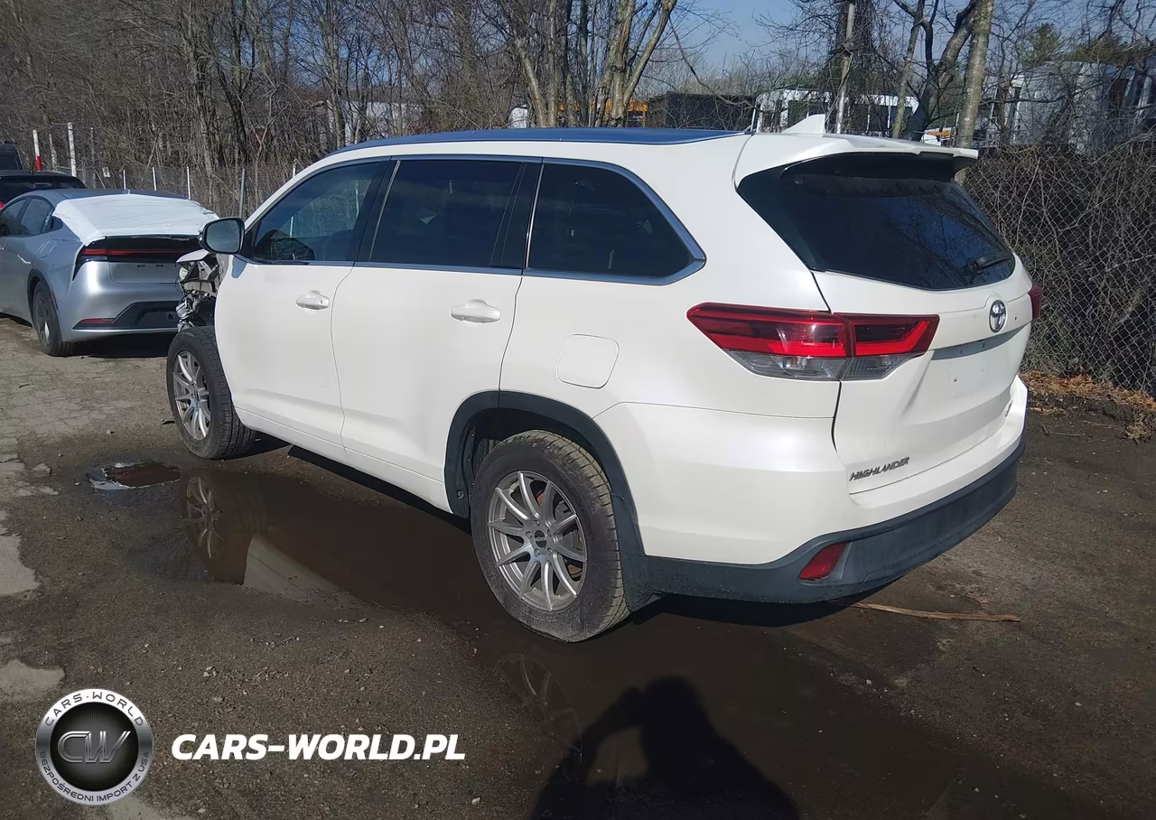 2017 Toyota Highlander Xle VIN:5TDJZRFH1HS450499 - 3