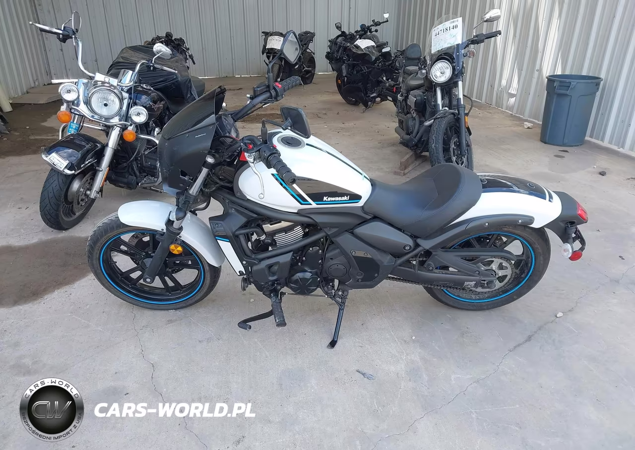 2021 Kawasaki En650 C VIN:JKAENEC16MDA03506 - 13