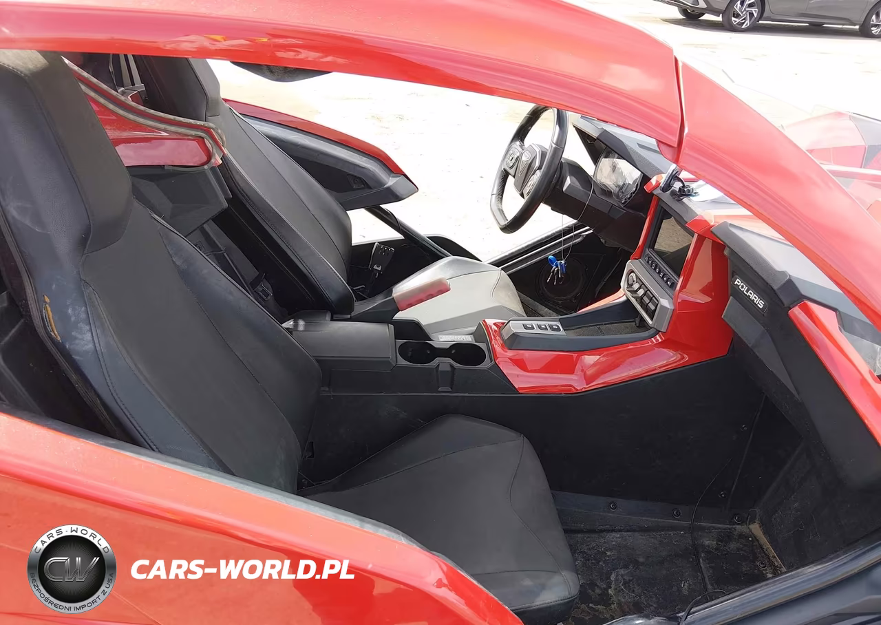 2021 Polaris Slingshot Sl VIN:57XAAPHD3M8146358 - 5