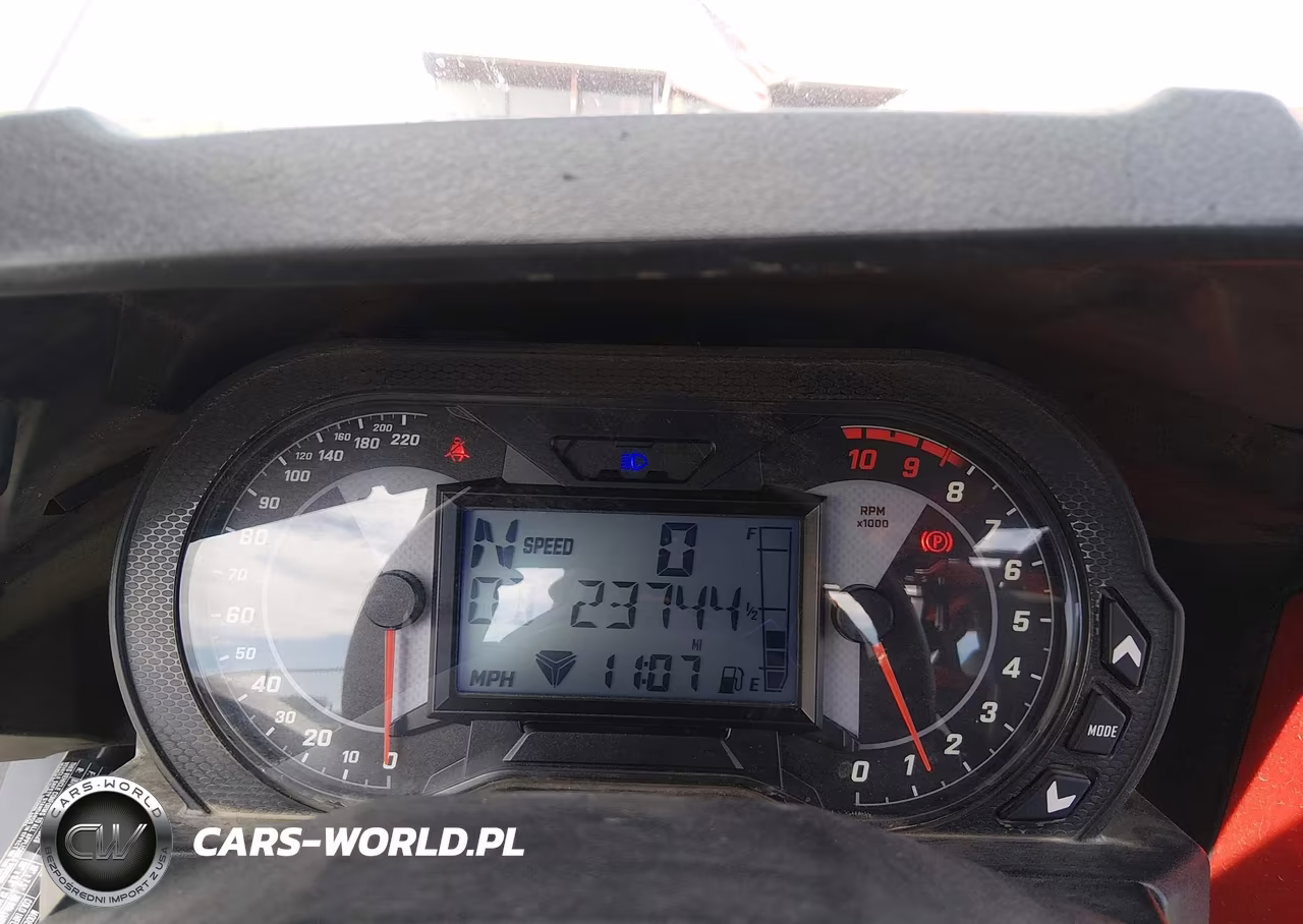 2021 Polaris Slingshot Sl VIN:57XAAPHD3M8146358 - 7
