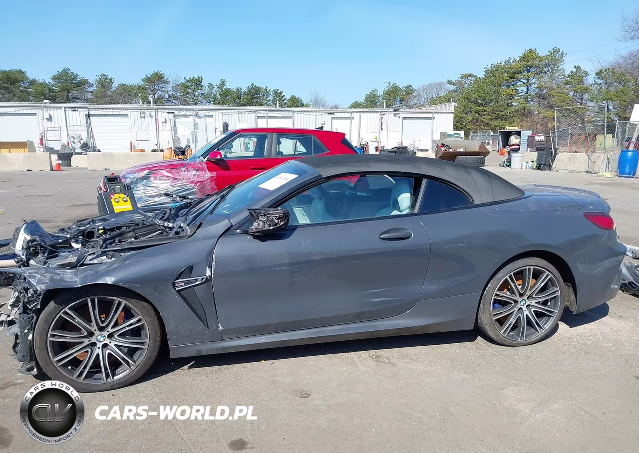 2020 BMW M8 VIN:WBSDZ0C09LCD54567 - 13