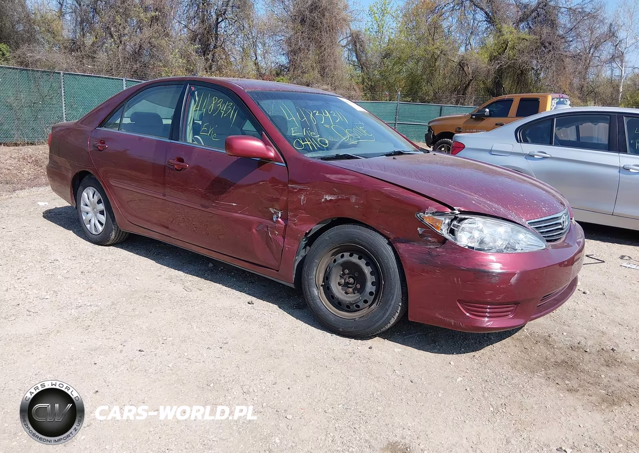 2005 Toyota Camry Le