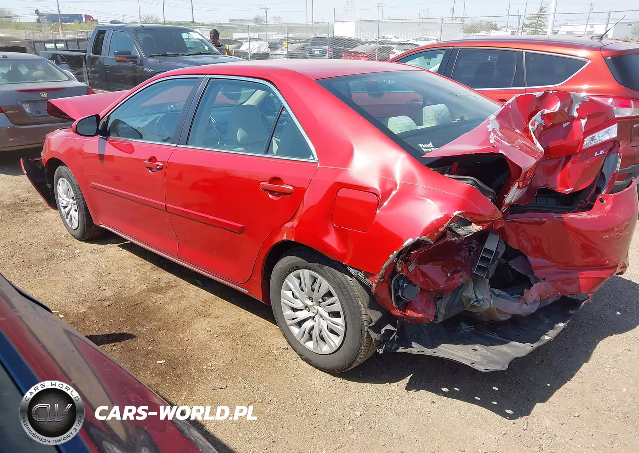 2014 Toyota Camry Le VIN:4T4BF1FK3ER379308 - 3