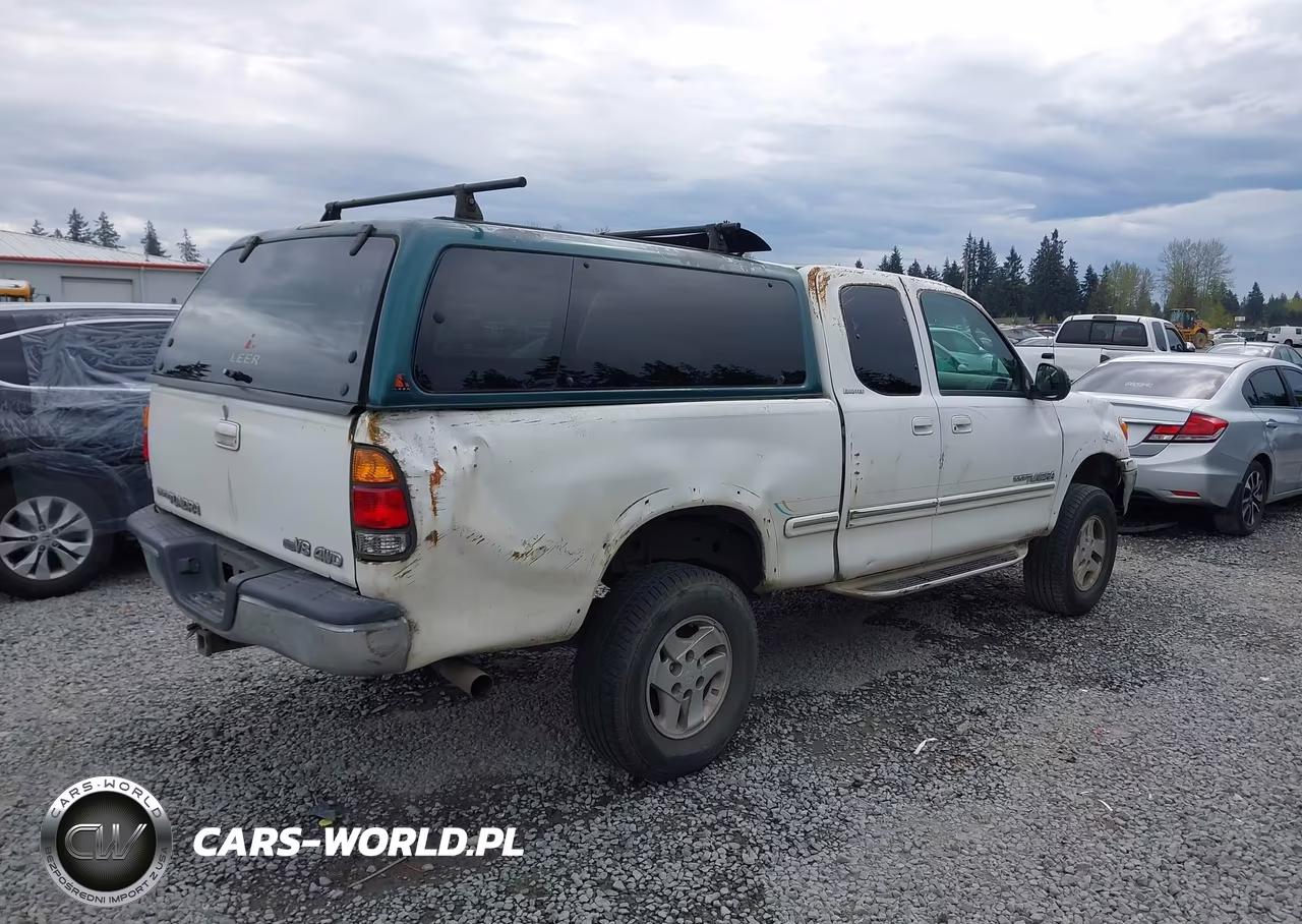 2001 Toyota Tundra Ltd V8 VIN:5TBBT48131S168341 - 4