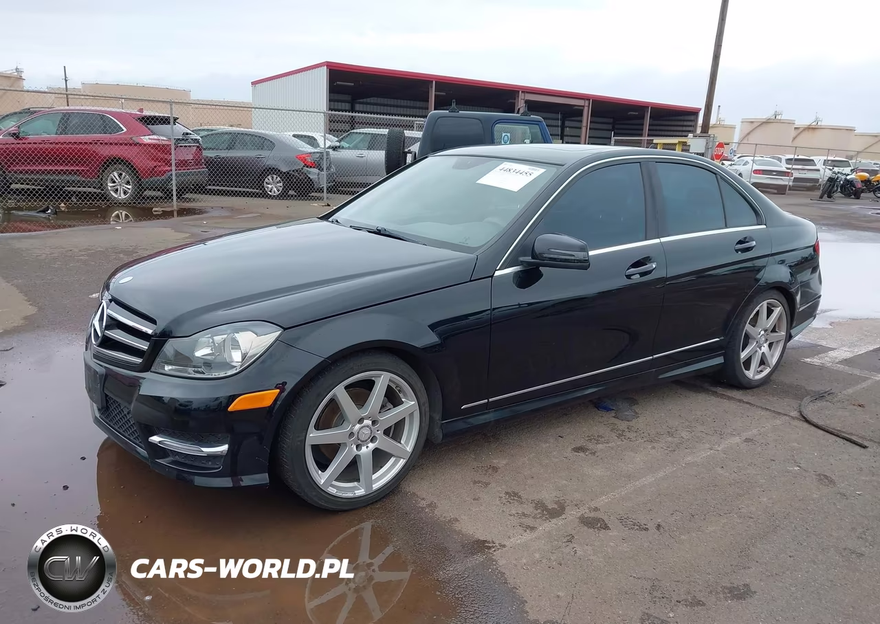 2014 Mercedes-Benz C 250 Sport VIN:WDDGF4HB9EG247046 - 2