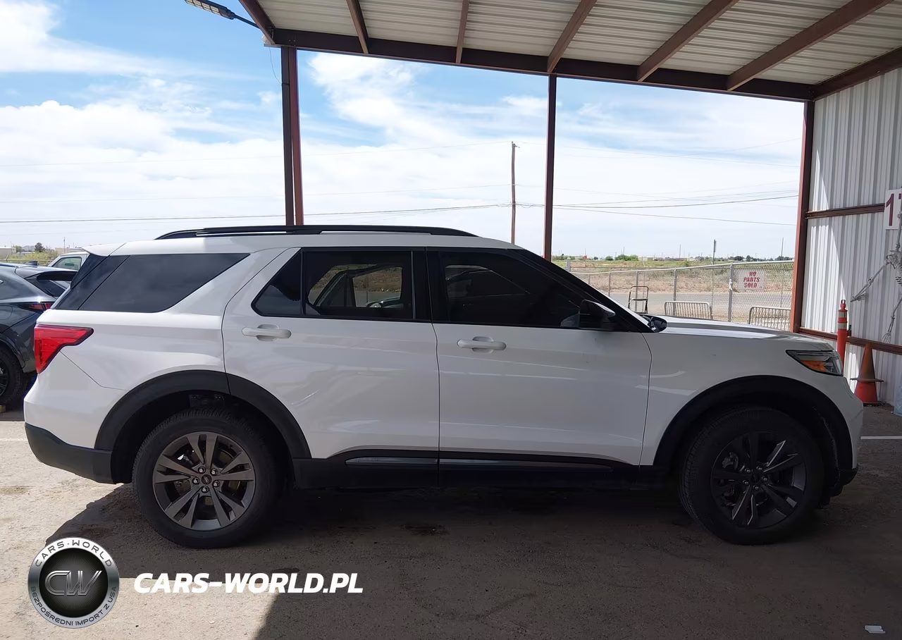 2024 Ford Explorer Xlt VIN:1FMSK8DH2RGA73324 - 13