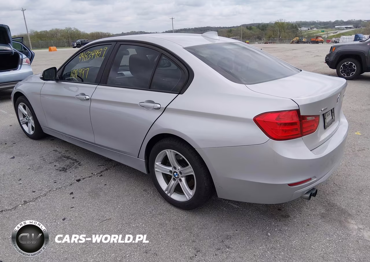 2013 BMW 328I xDrive VIN:WBA3B3C51DF536861 - 3