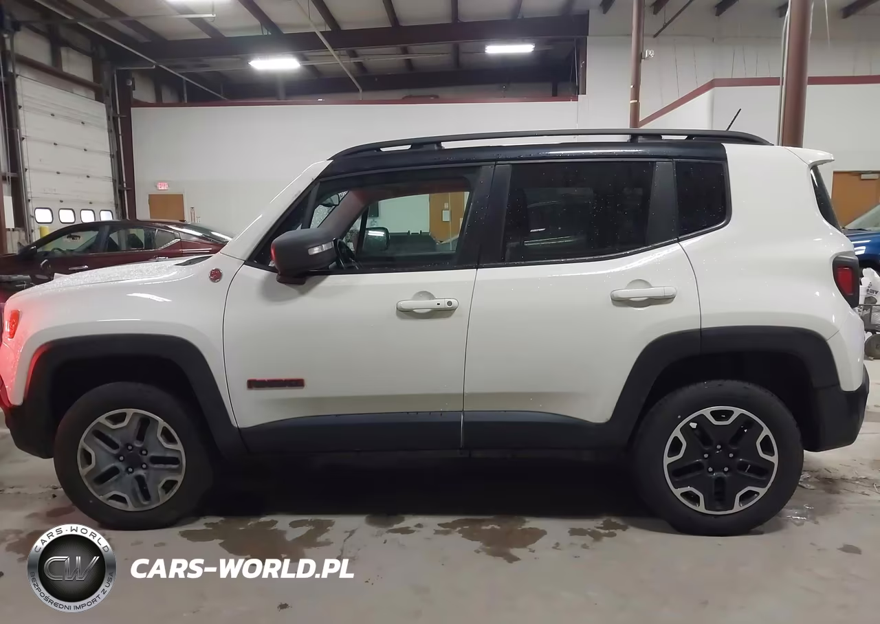 2016 Jeep Renegade Trailhawk VIN:ZACCJBCT8GPC63997 - 14