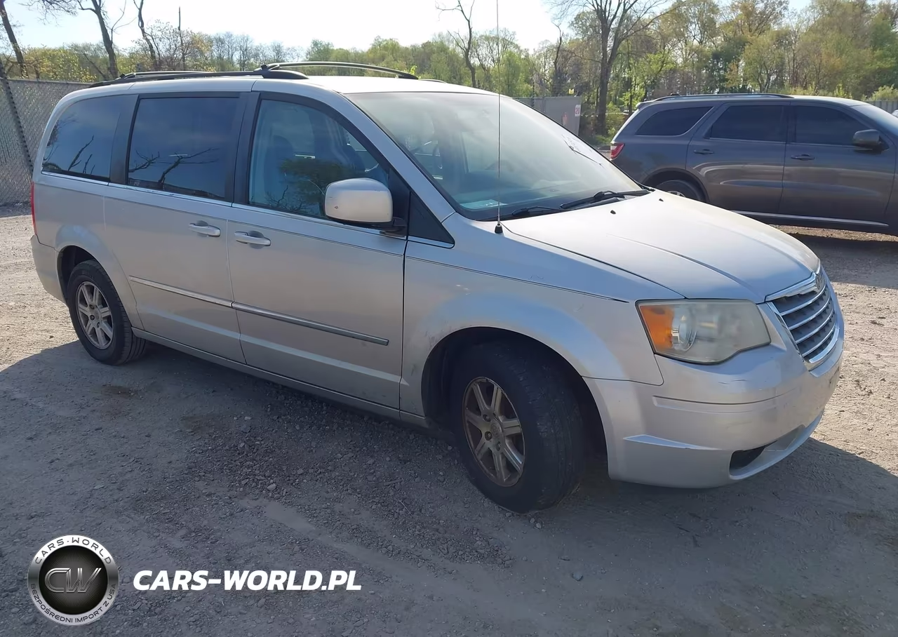2010 Chrysler Town & Country Touring