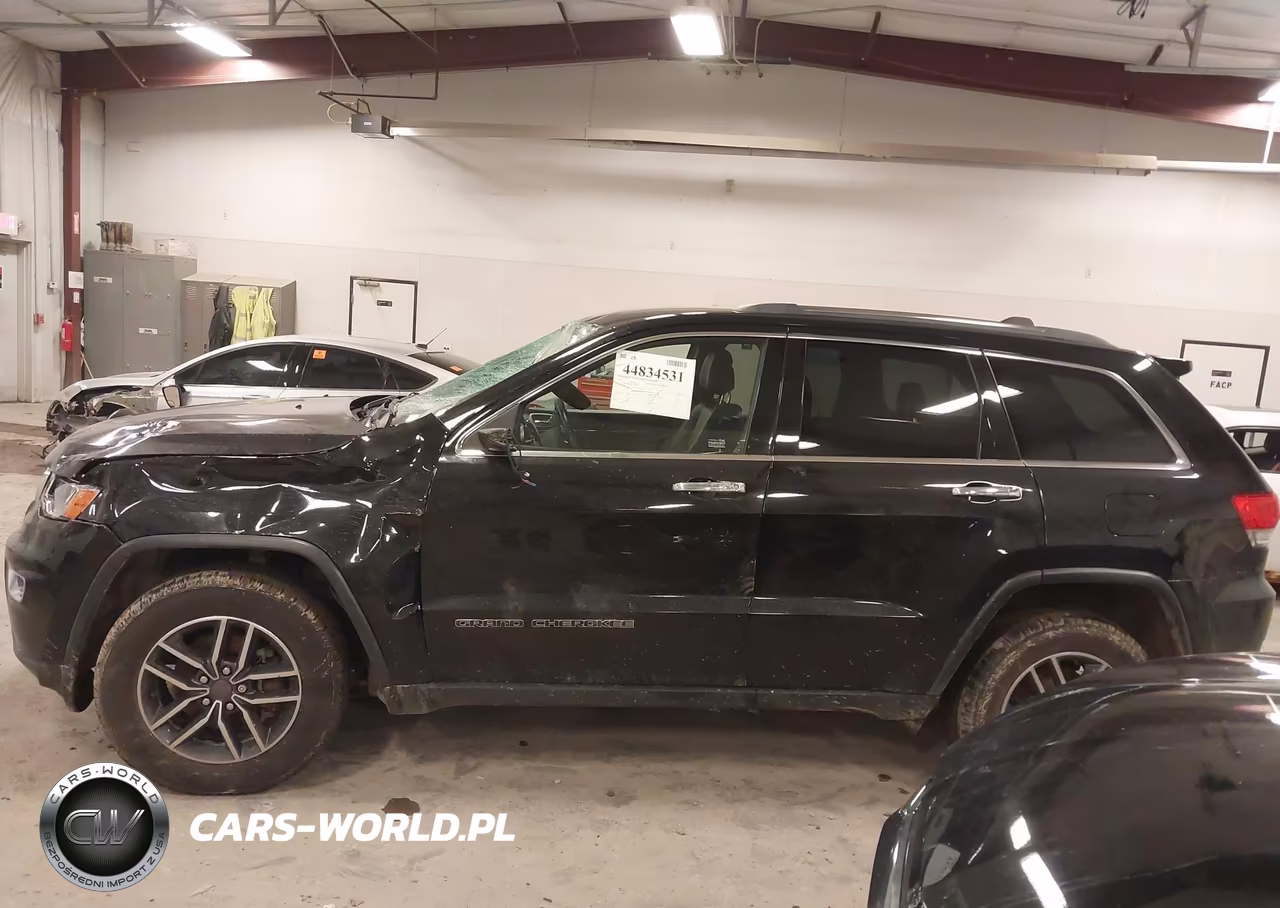 2019 Jeep Grand Cherokee Limited 4X4 VIN:1C4RJFBGXKC825711 - 14