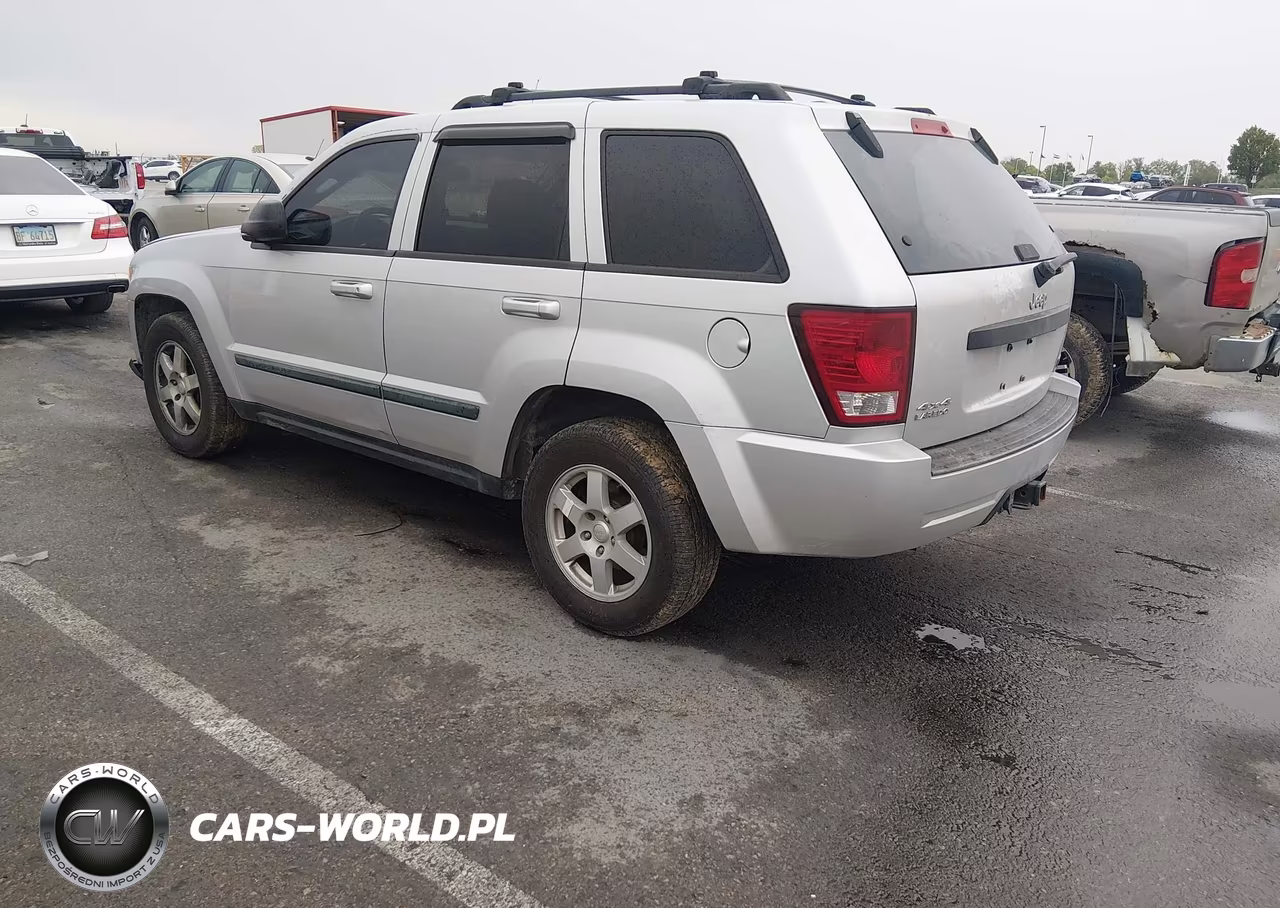 2008 Jeep Grand Cherokee Laredo VIN:1J8HR48N18C197425 - 3