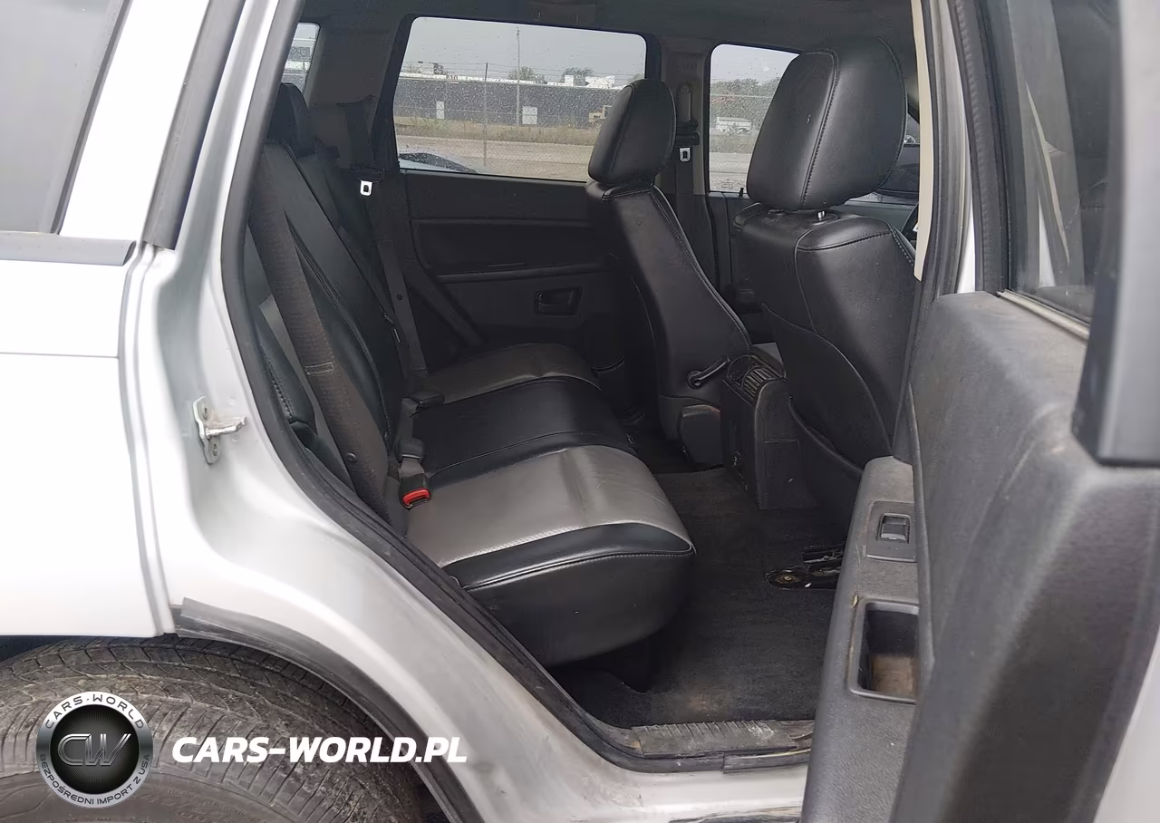 2008 Jeep Grand Cherokee Laredo VIN:1J8HR48N18C197425 - 8