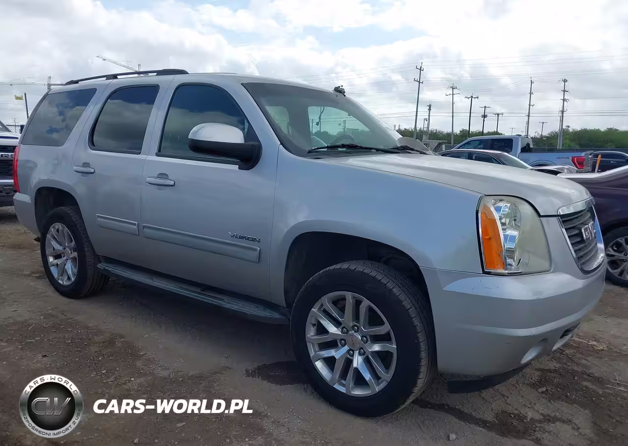 2011 GMC Yukon Sle