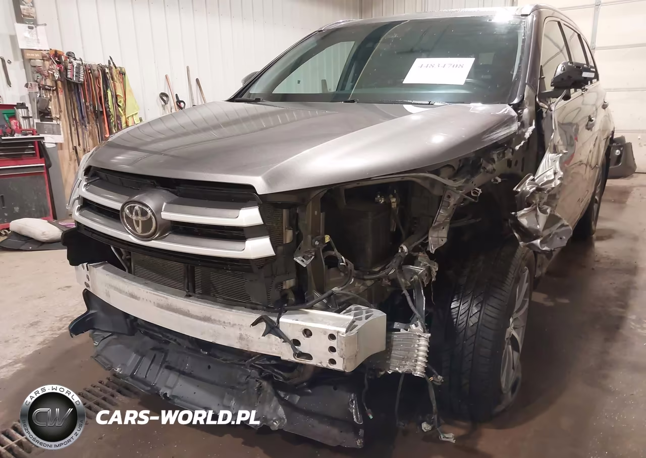 2019 Toyota Highlander Xle VIN:5TDJZRFH5KS596850 - 6