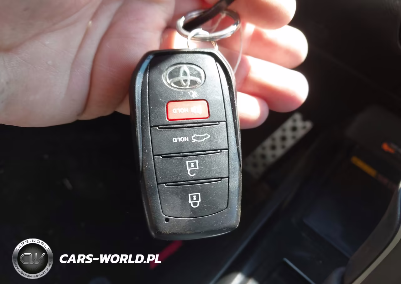 2025 Toyota Camry Se VIN:4T1DBADK8SU537381 - 11