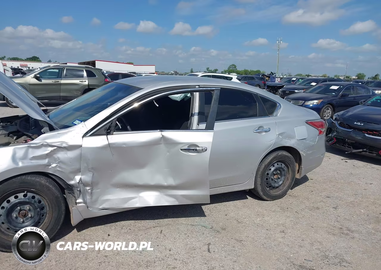 2015 Nissan Altima 2.5 S VIN:1N4AL3AP6FC177061 - 6