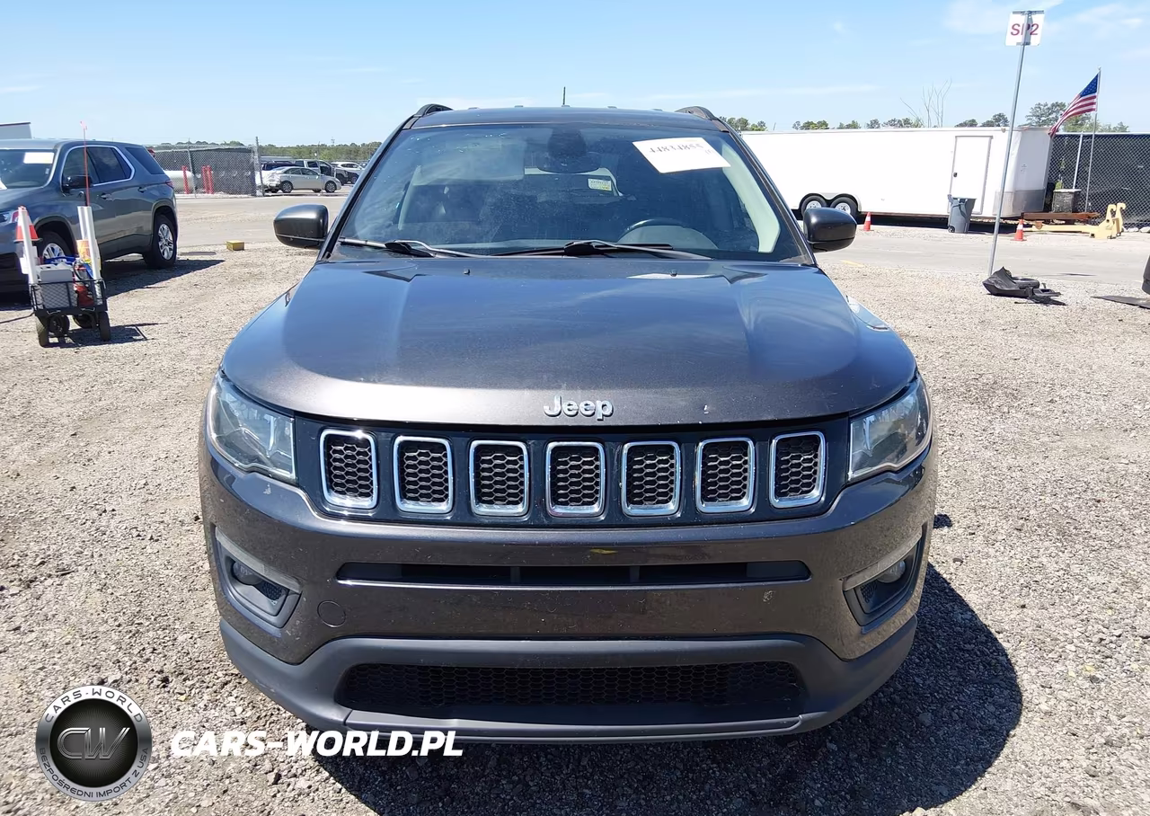 2017 Jeep New Compass Latitude 4X4 VIN:3C4NJDBBXHT635847 - 13