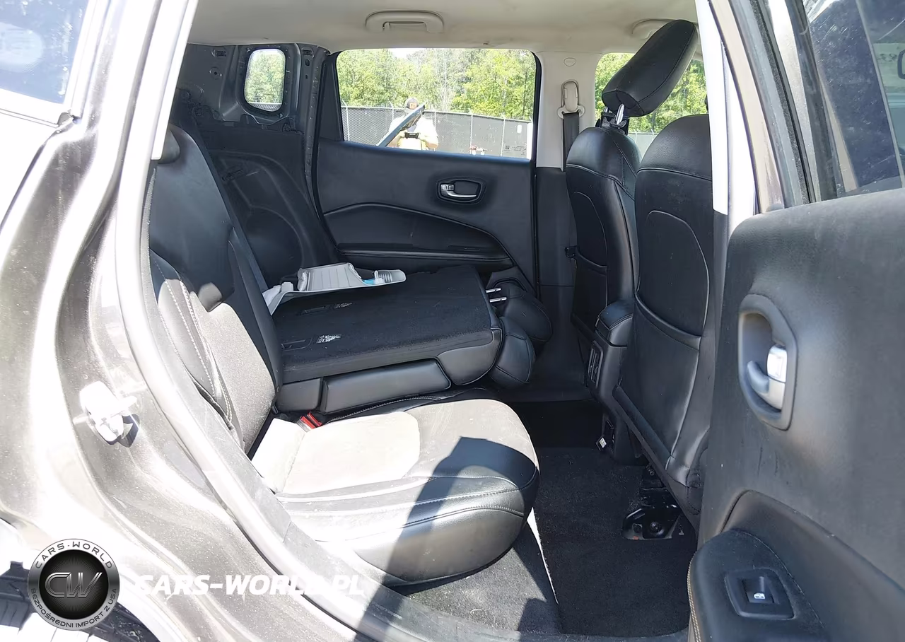 2017 Jeep New Compass Latitude 4X4 VIN:3C4NJDBBXHT635847 - 8