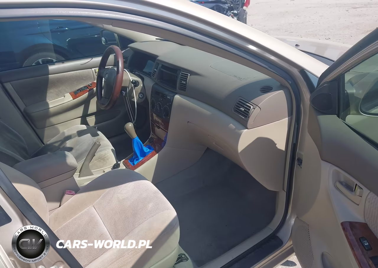 2005 Toyota Corolla Le VIN:1NXBR32E05Z563330 - 5