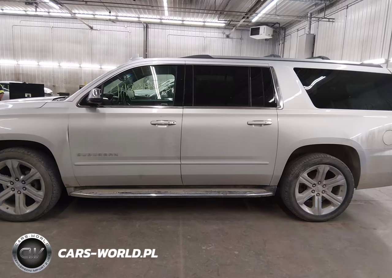 2018 Chevrolet Suburban Premier VIN:1GNSKJKC8JR158025 - 15