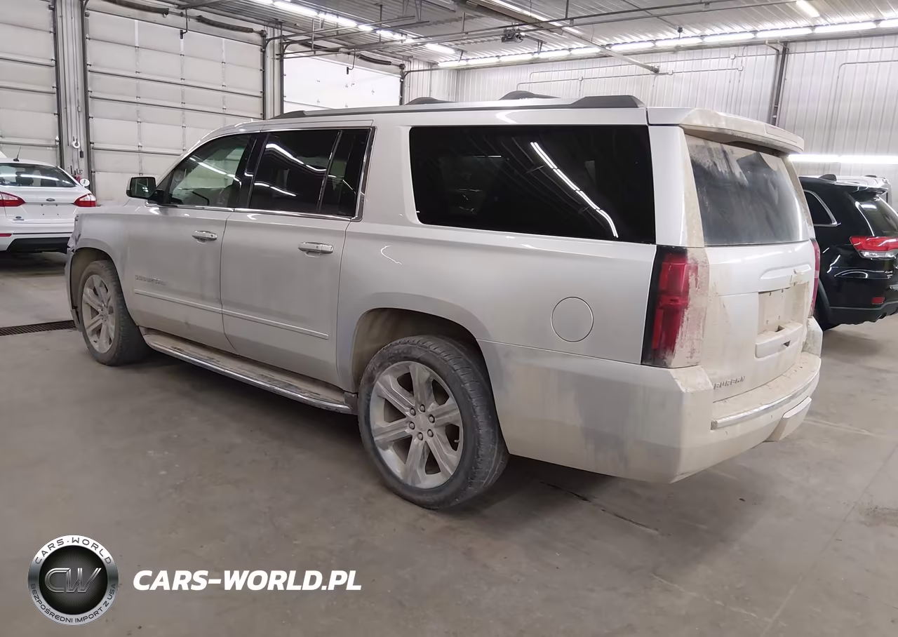 2018 Chevrolet Suburban Premier VIN:1GNSKJKC8JR158025 - 3