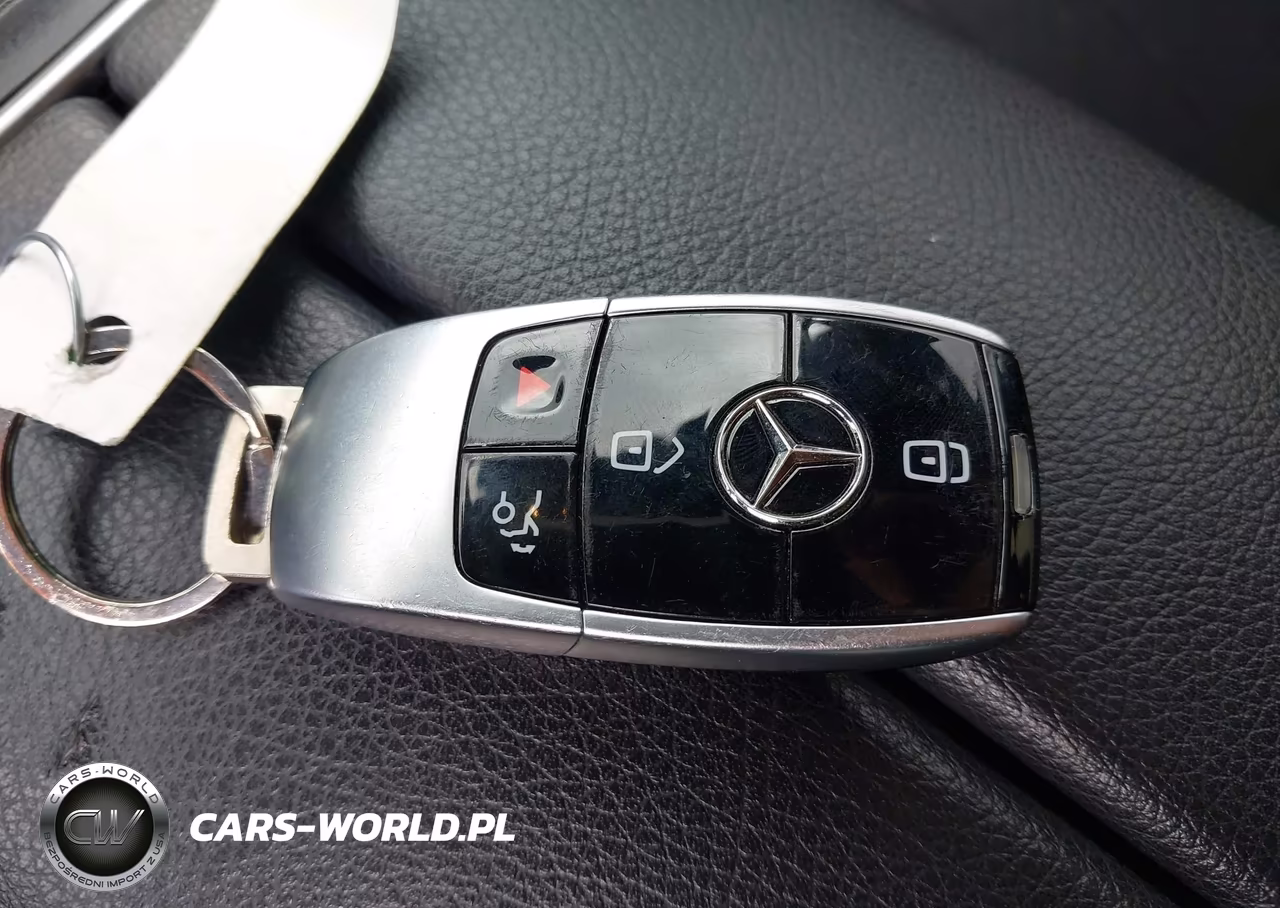 2021 Mercedes-Benz E 350 VIN:W1KZF8DB4MA943725 - 11
