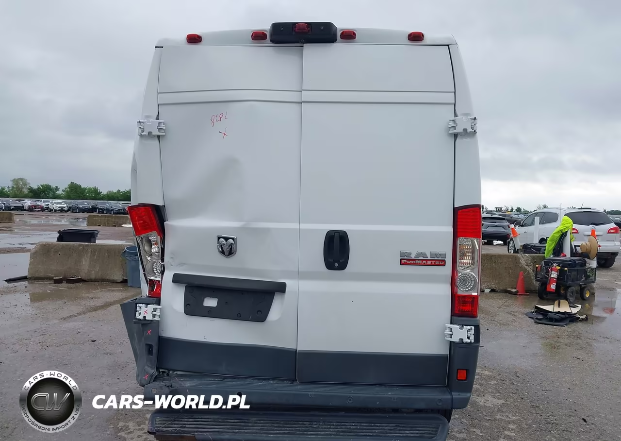 2018 Ram Promaster 1500 High Roof 136 Wb VIN:3C6TRVBG6JE139950 - 8